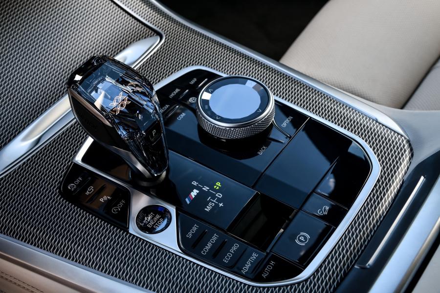Детали интерьера BMW X5 M50d (G05) 2018 года  (WW) (фото 62 из 83)